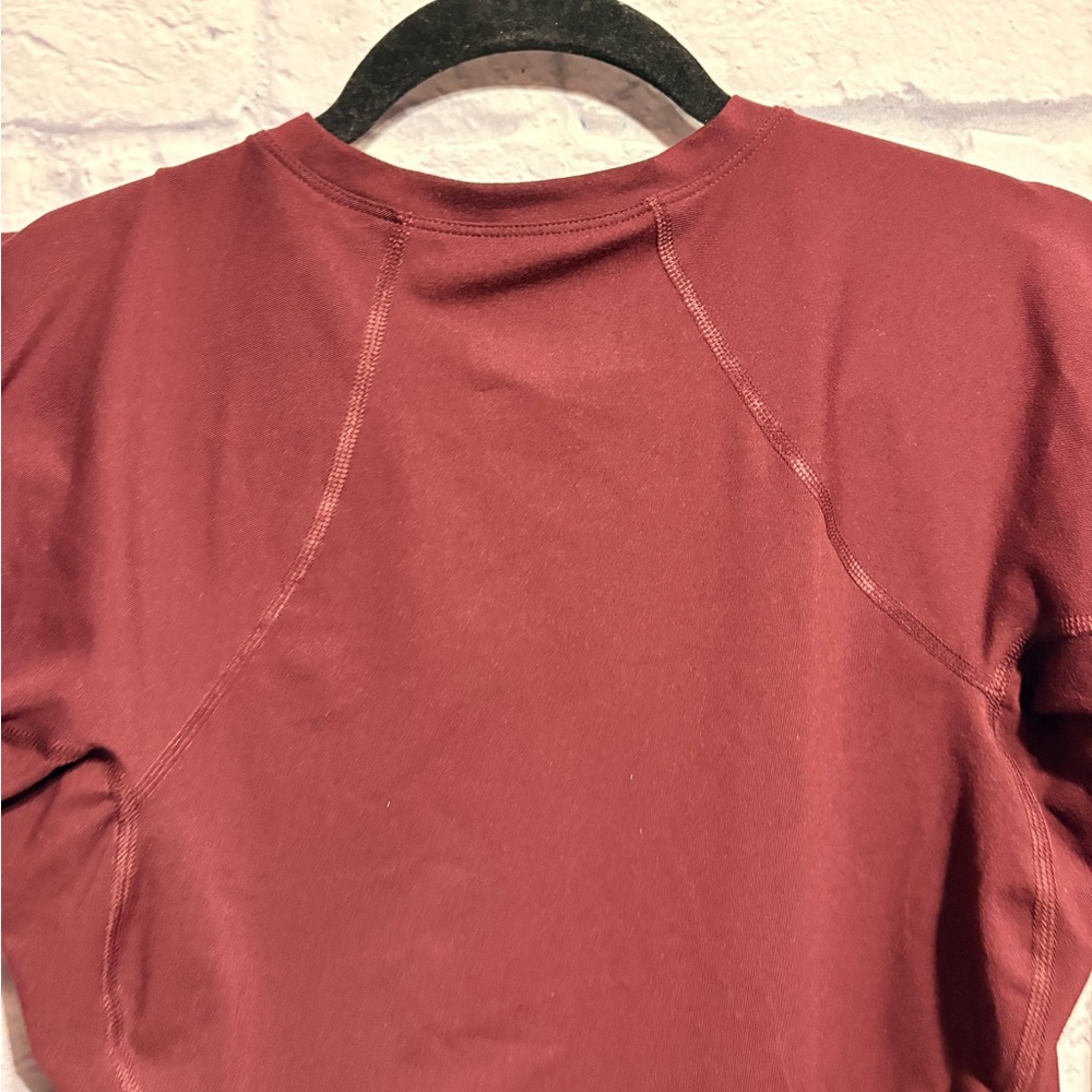 Columbia Women’s Long-Sleeve Omni Heat Base Layer Top — Burgundy Large - Picture 6 of 6